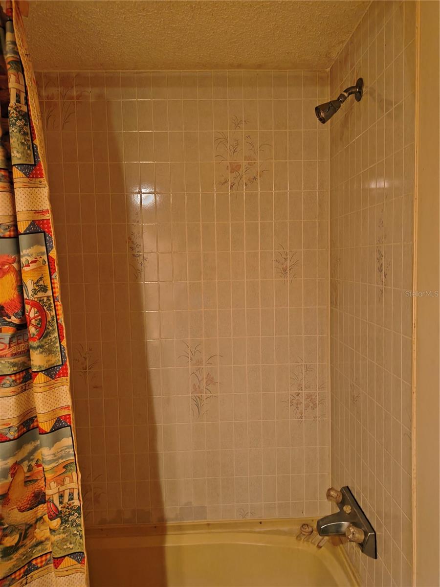 18250 CAUFIELD RD — photo 17
