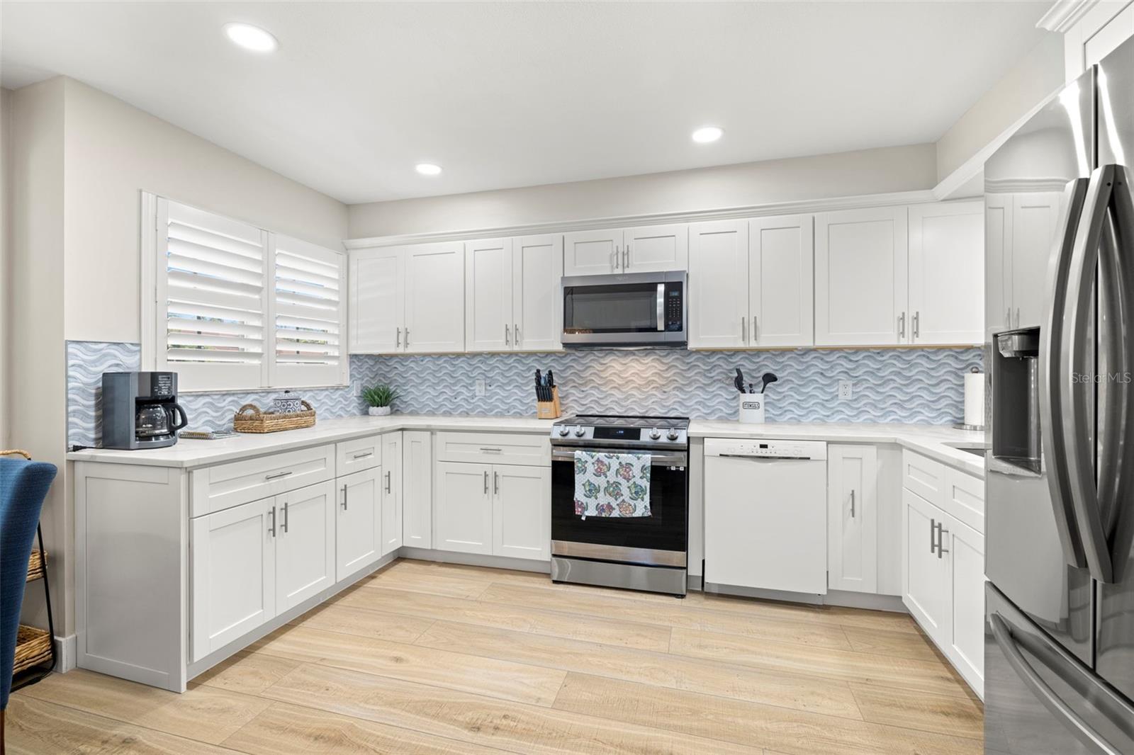 3428 BROOKRIDGE LN — photo 11