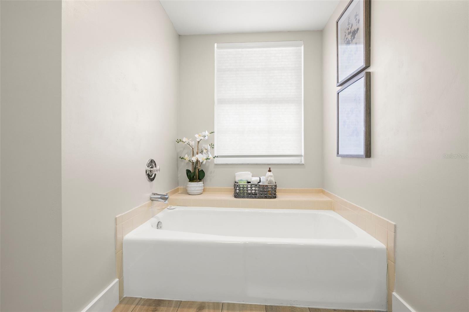 3428 BROOKRIDGE LN — photo 24