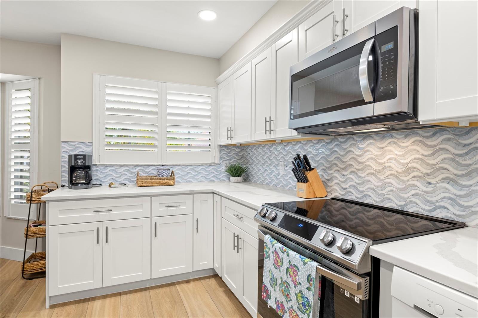 3428 BROOKRIDGE LN — photo 14