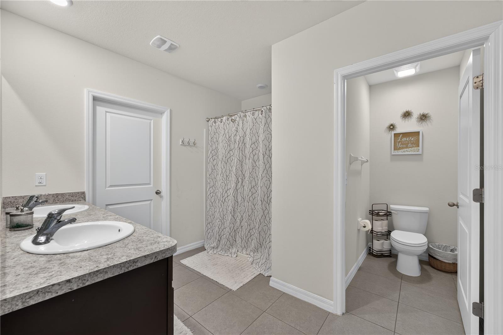 3072 STORYBROOK PRESERVE DR — photo 17