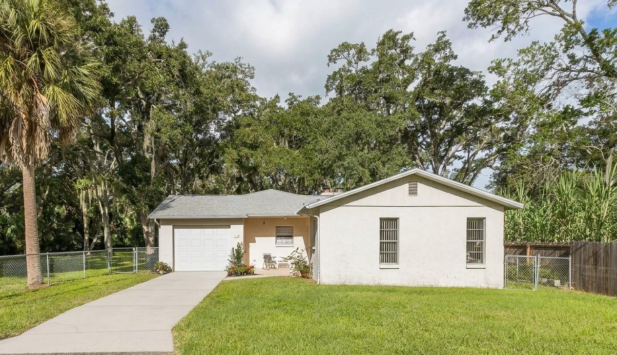 4715 NEEDLE PALM DR — photo 2