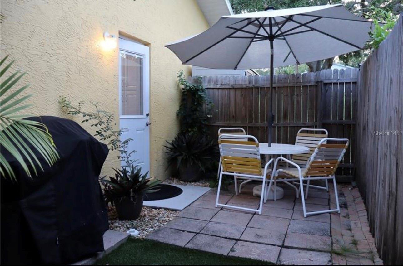1009 SUMNER BLVD BLVD #Unit B — photo 14