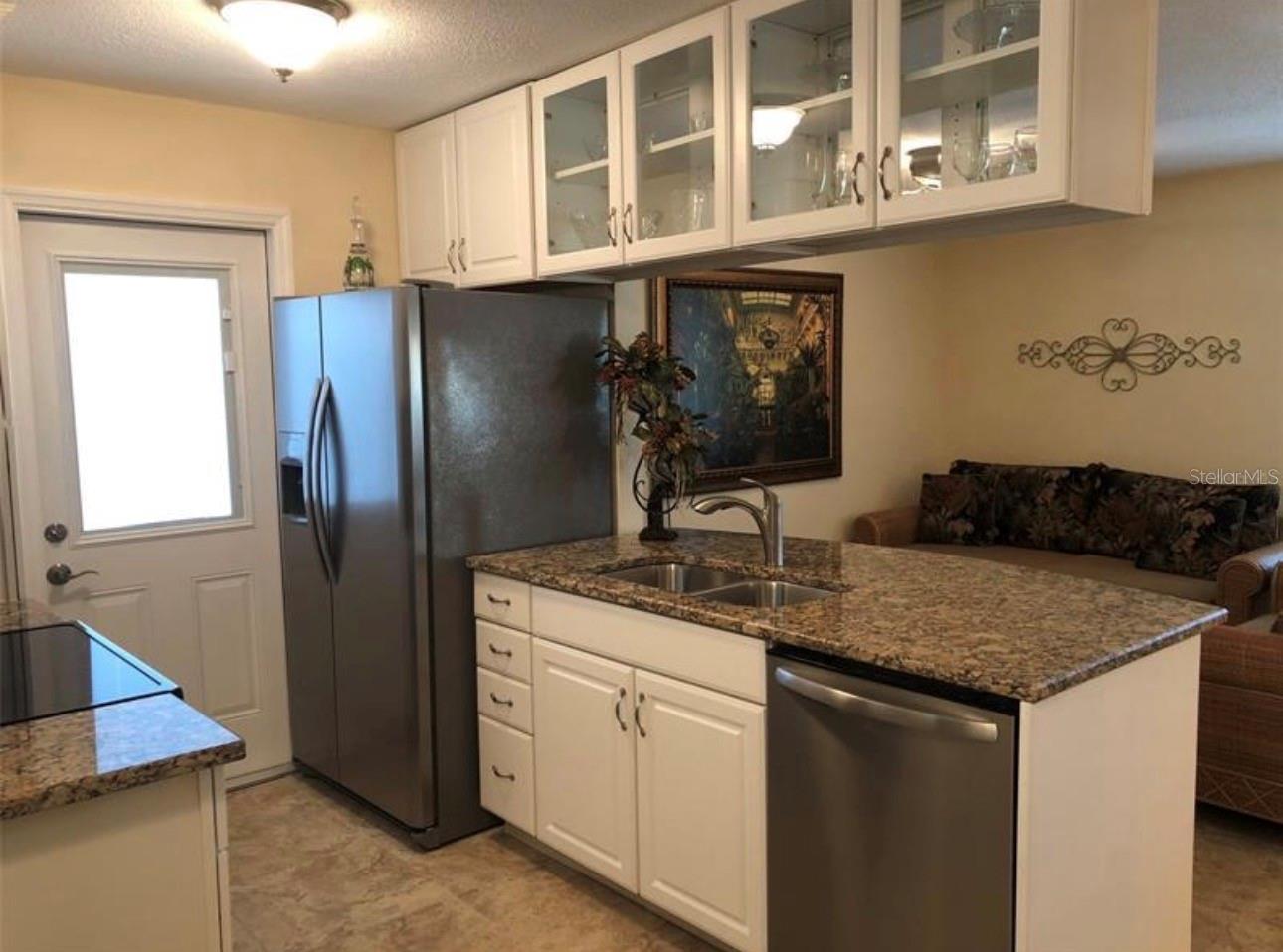 1009 SUMNER BLVD BLVD #Unit B — photo 11