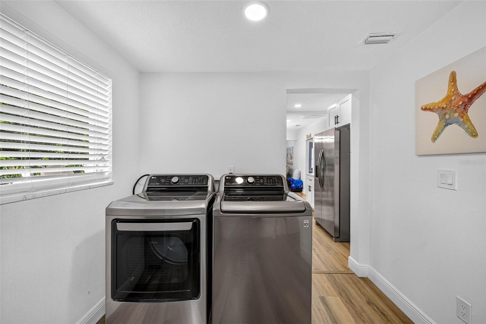 1104 E 28TH AVE — photo 29