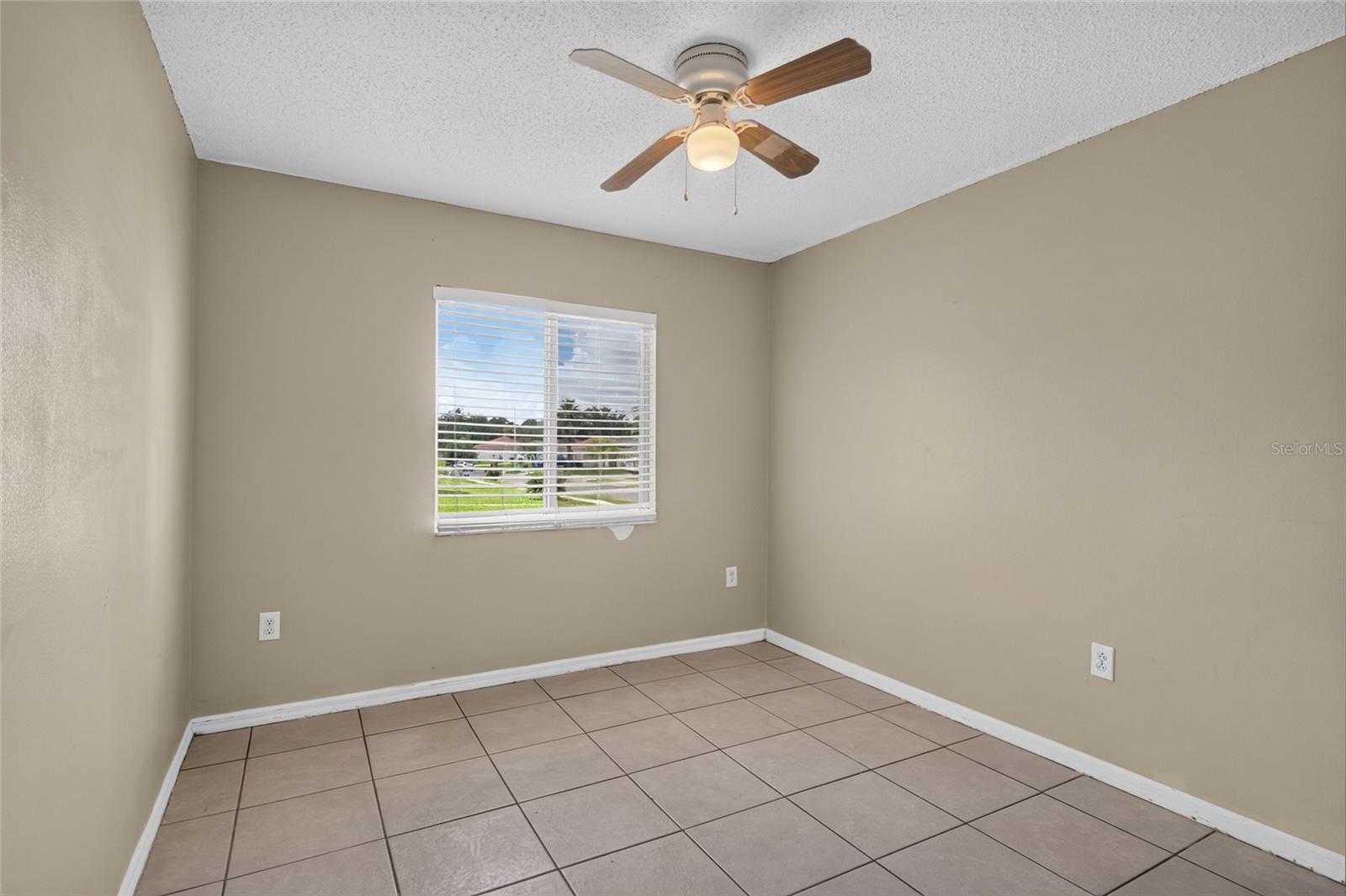 310 SHELBY BROOKE DR — photo 15