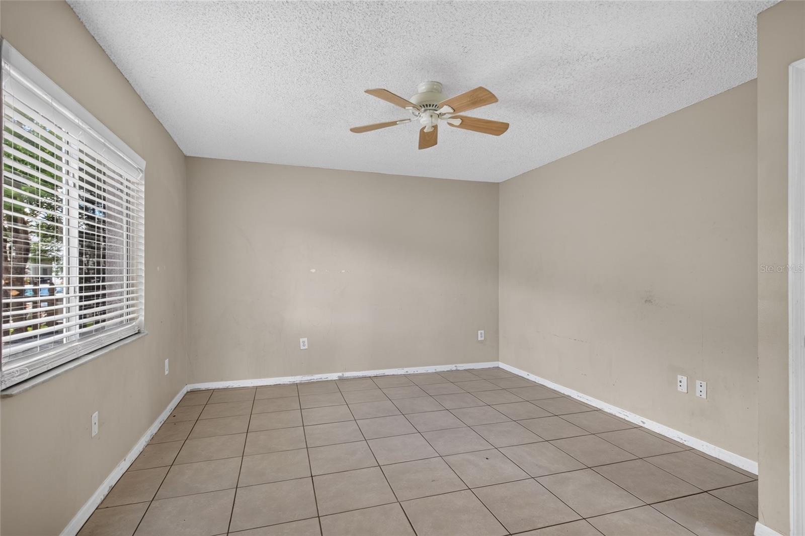 310 SHELBY BROOKE DR — photo 16