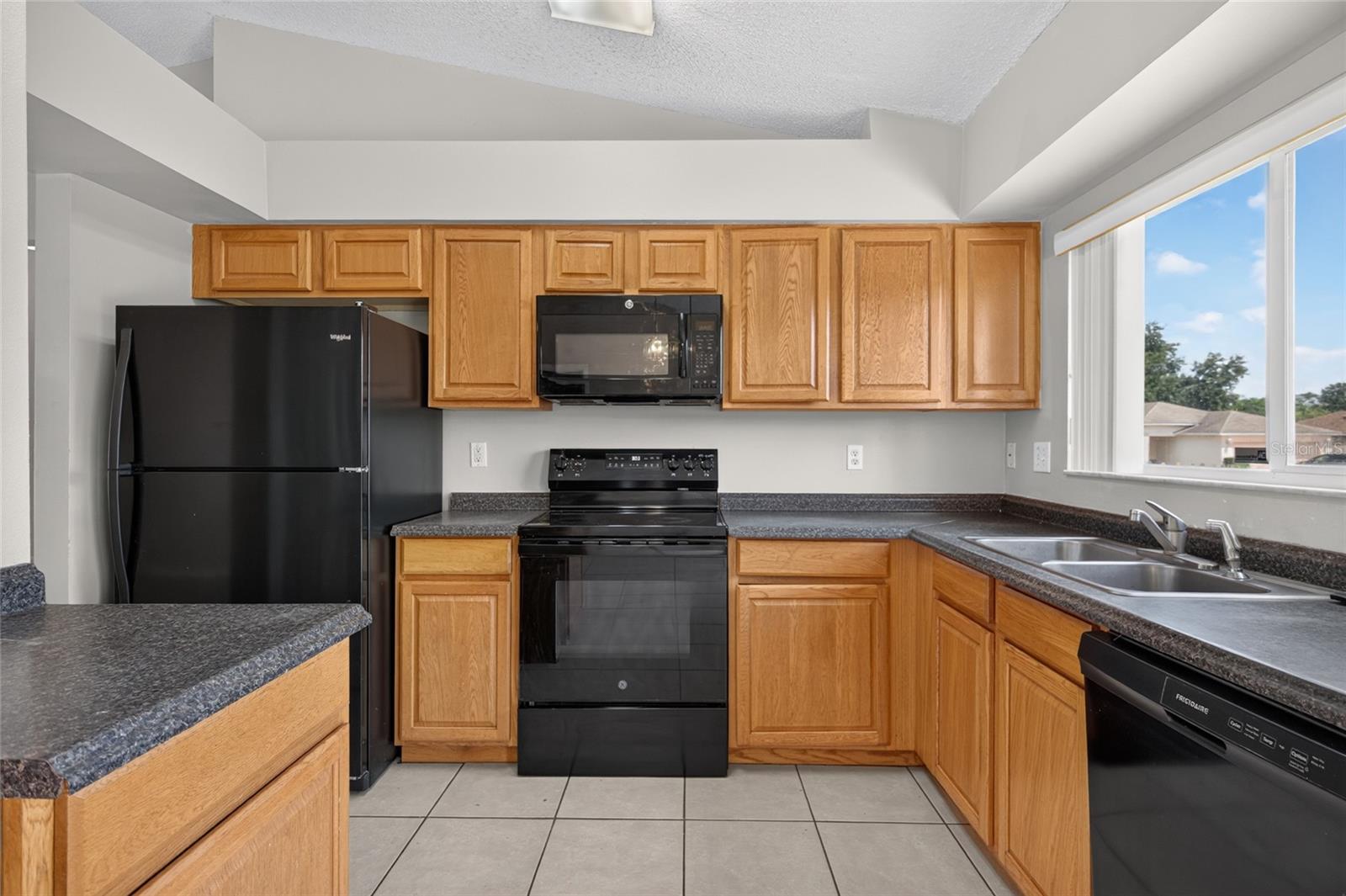 310 SHELBY BROOKE DR — photo 11