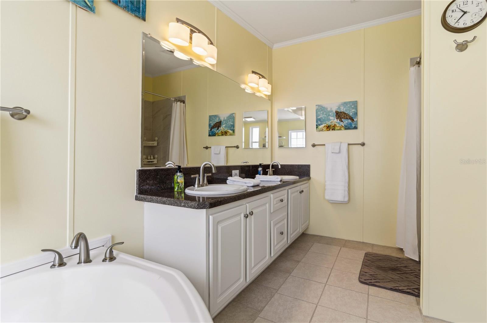 8429 CASTLE GARDEN RD — photo 30