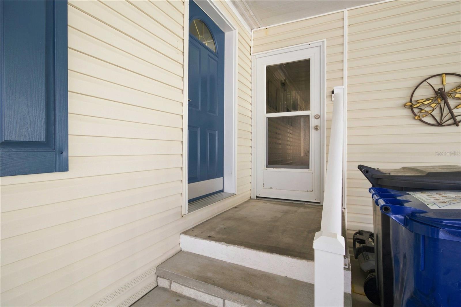 8429 CASTLE GARDEN RD — photo 6