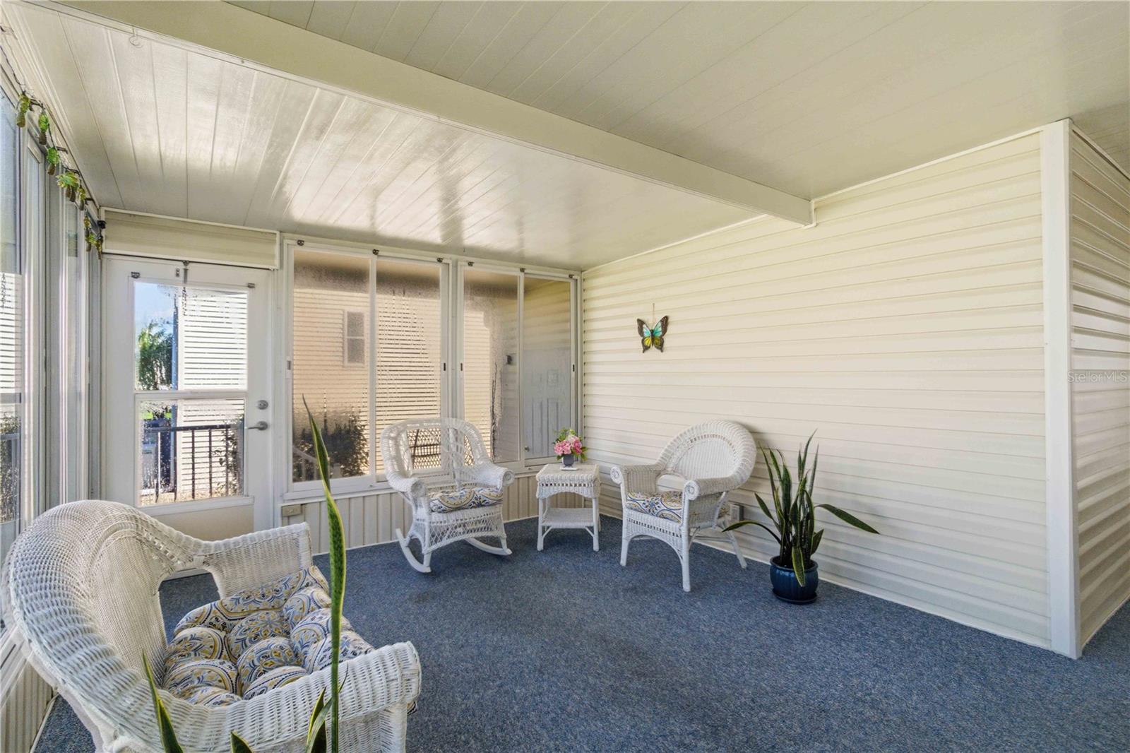 8429 CASTLE GARDEN RD — photo 33