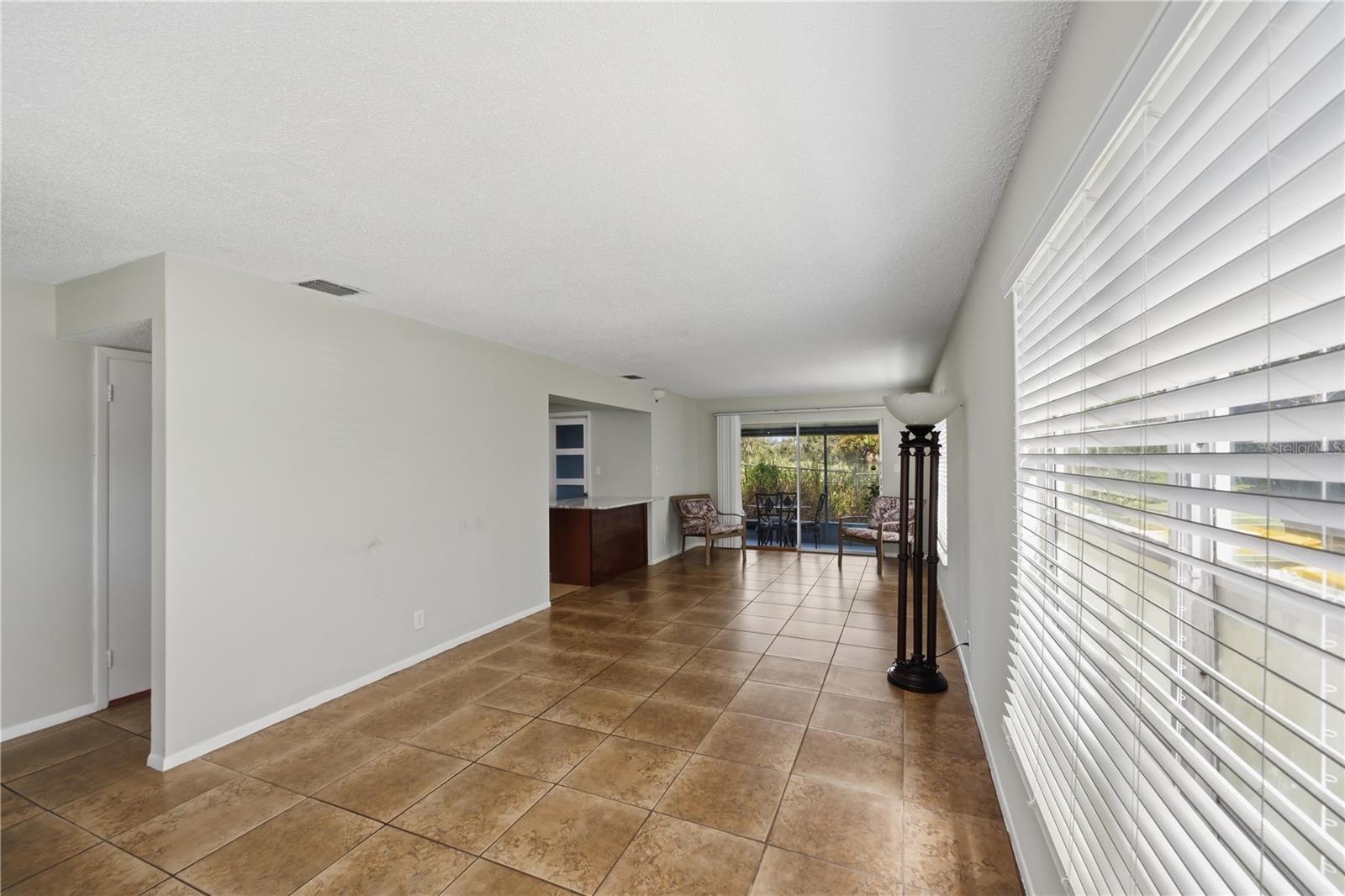 318 BARLOW AVE #71 — photo 5