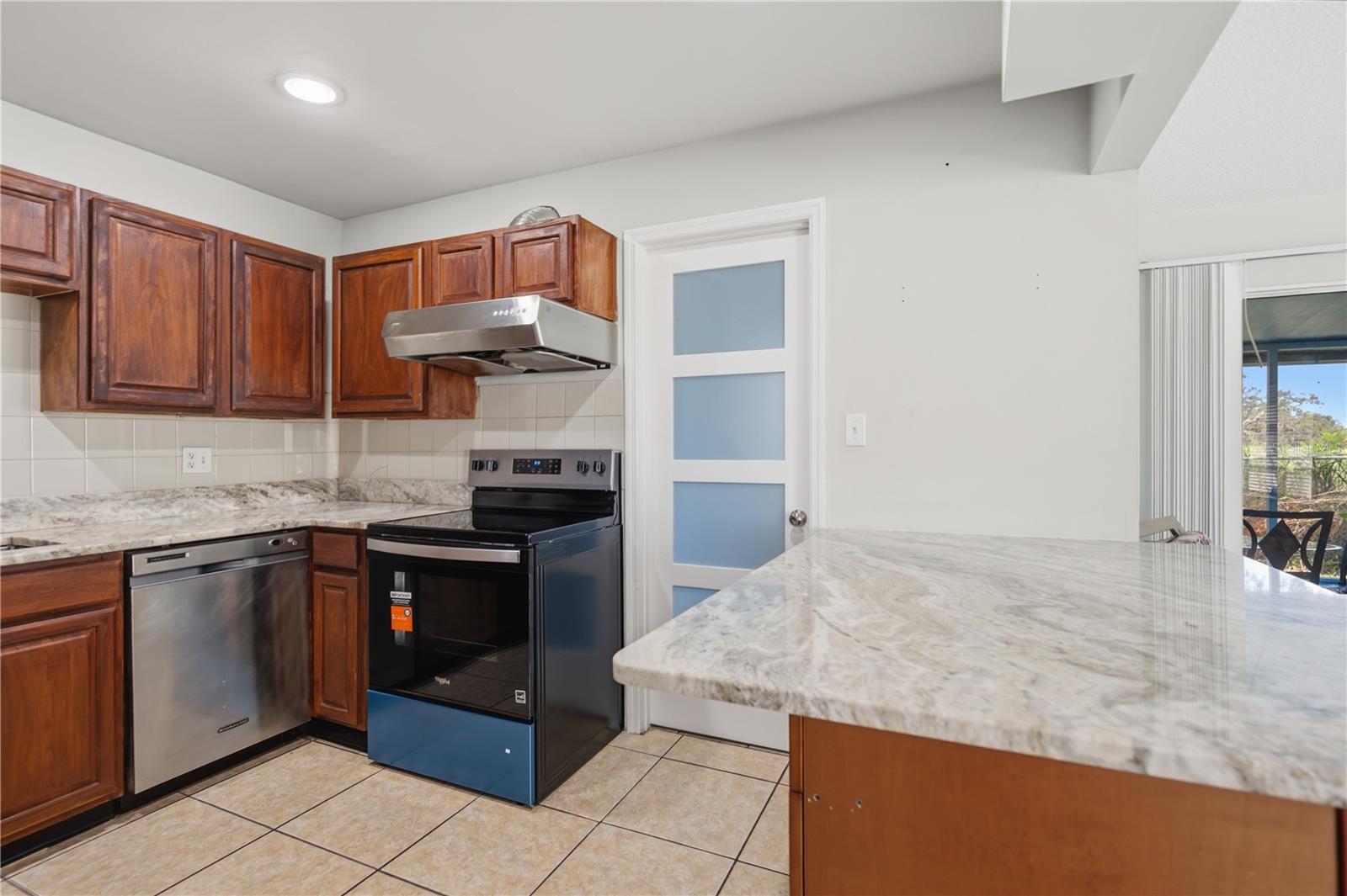 318 BARLOW AVE #71 — photo 8