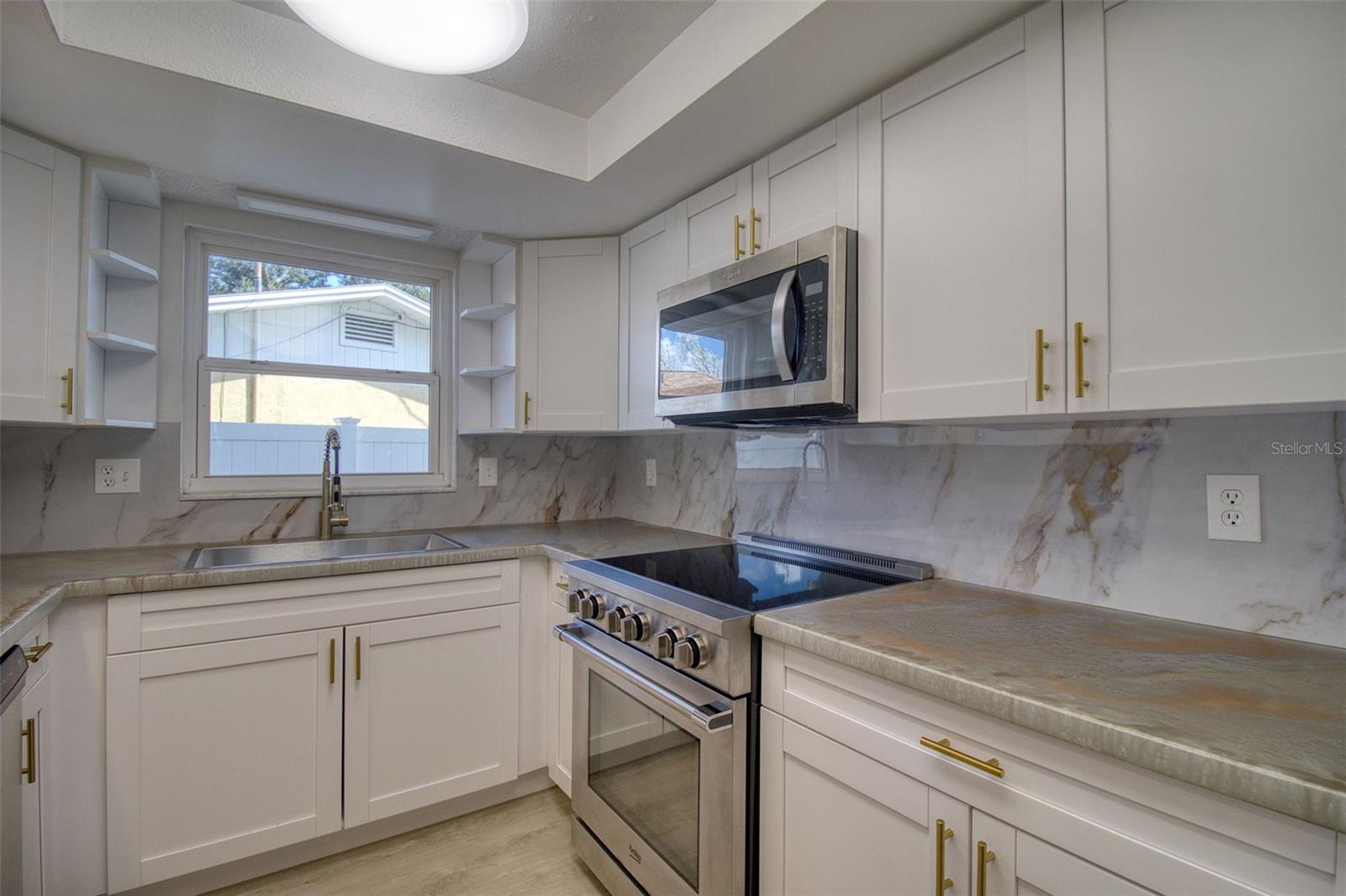 5425 DRINKARD DR — photo 16