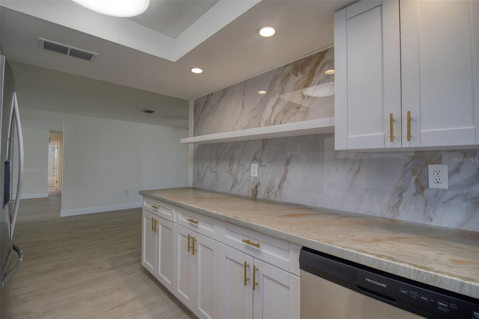 5425 DRINKARD DR — photo 17