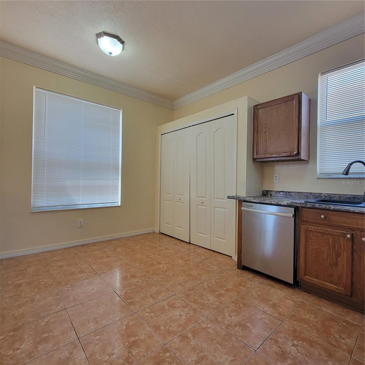 10419 GOLDENBROOK WAY — photo 4