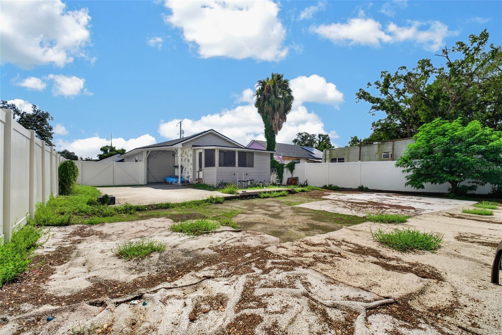 8114 N EDISON AVE — photo 53