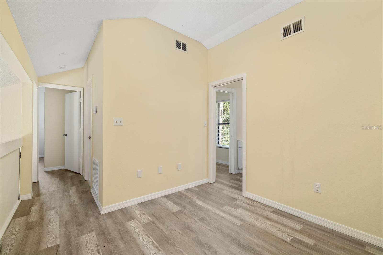 2004 WOOD HOLLOW PL — photo 28