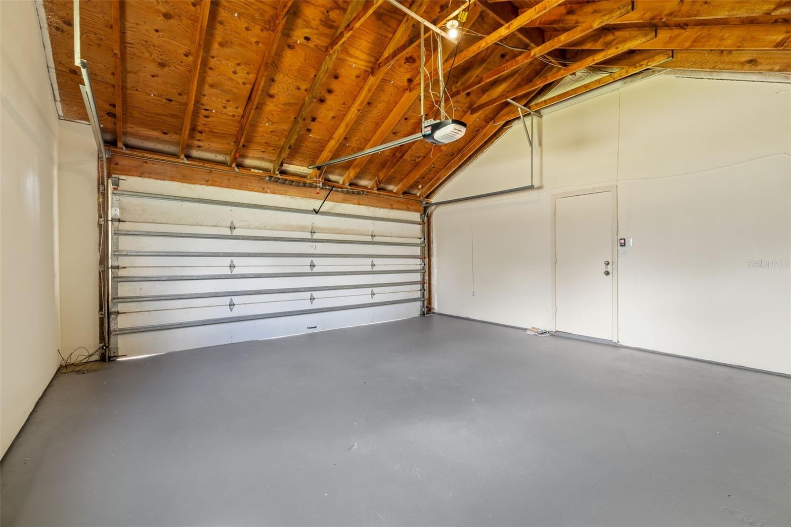 2004 WOOD HOLLOW PL — photo 32