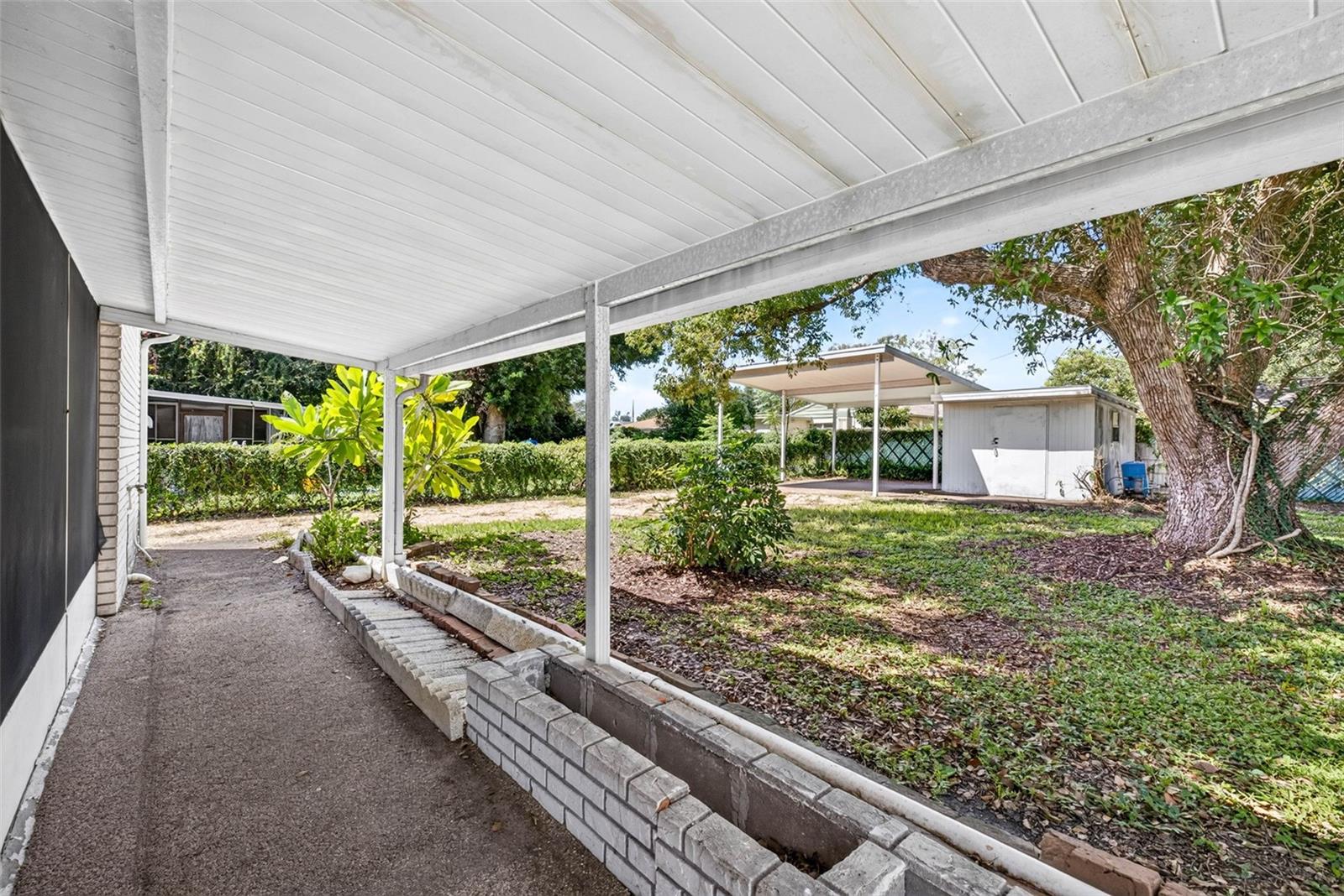 9522 N ASHLEY ST — photo 32