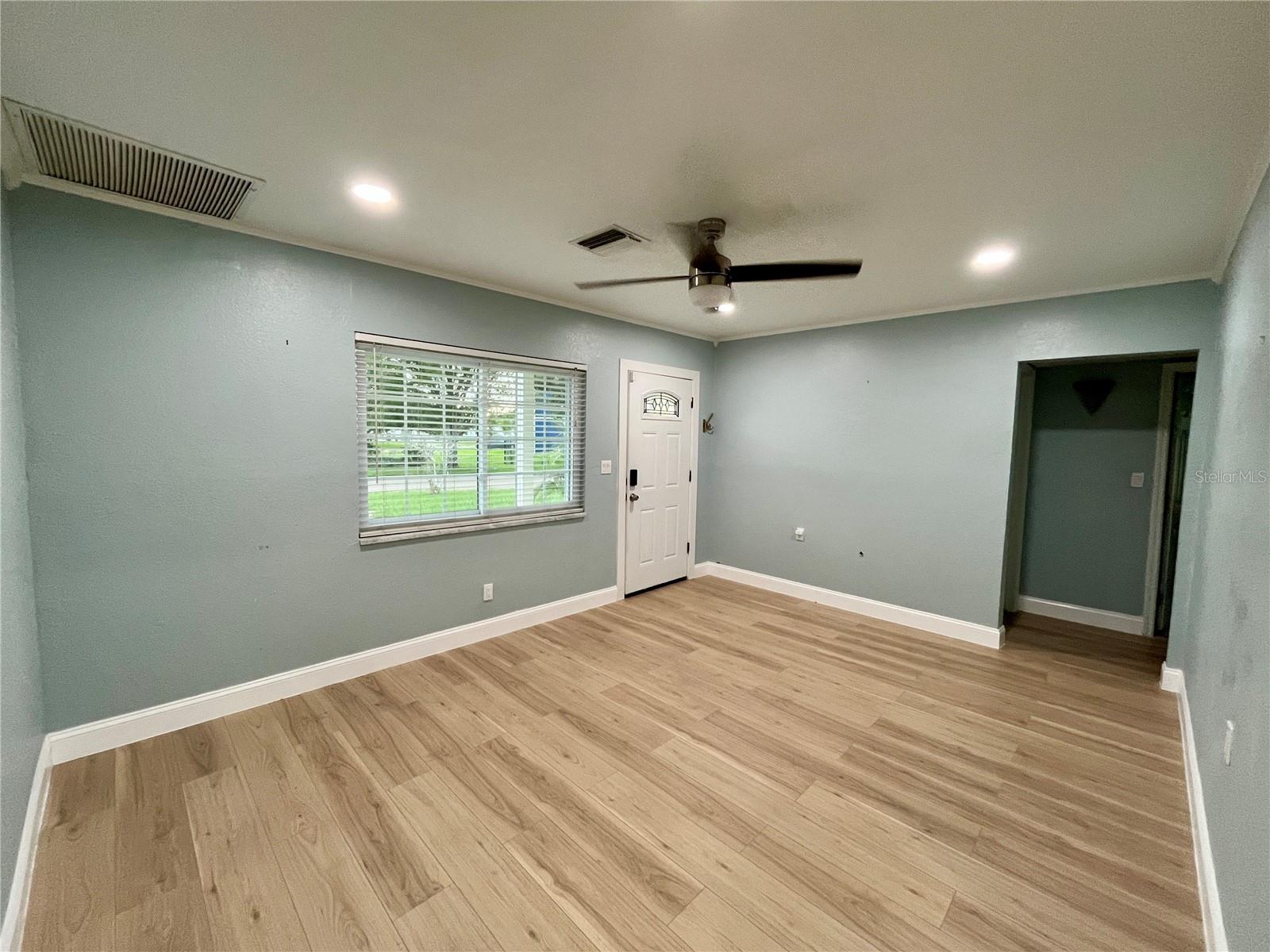 8330 WAVERLY RD N — photo 3
