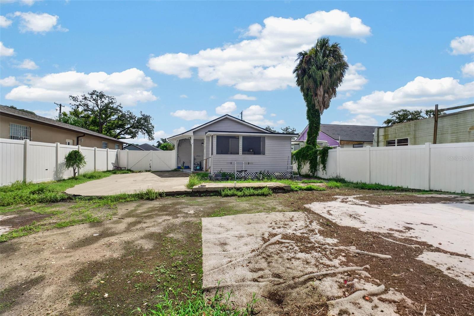 8114 N EDISON AVE — photo 55