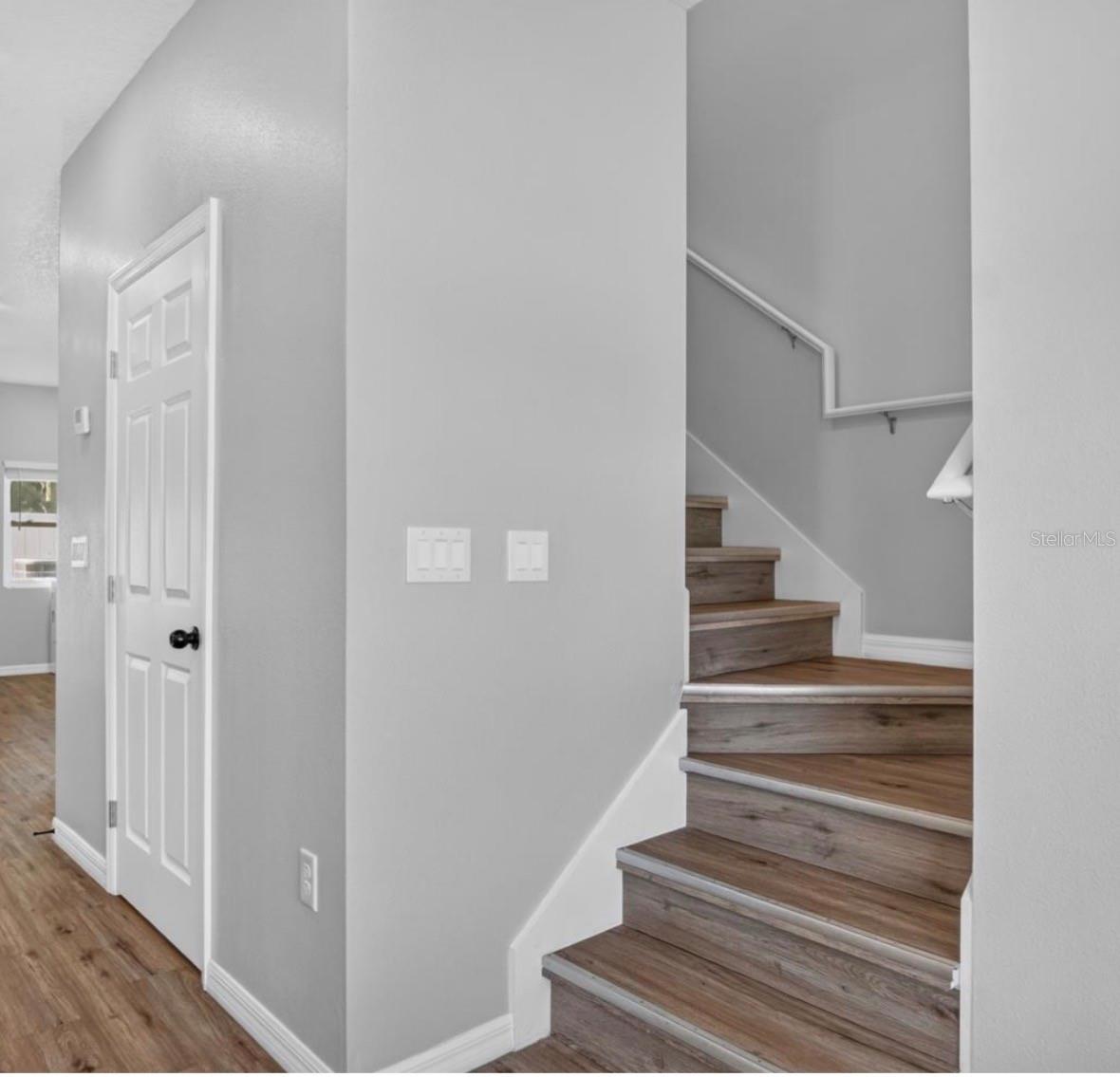 1931 OXNARD CT — photo 10