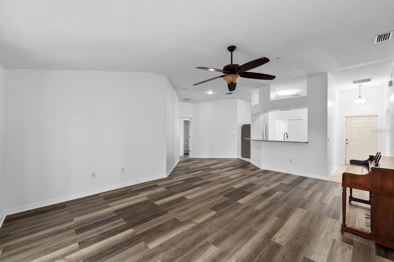 3609 TRAPNELL GROVE LOOP — photo 5