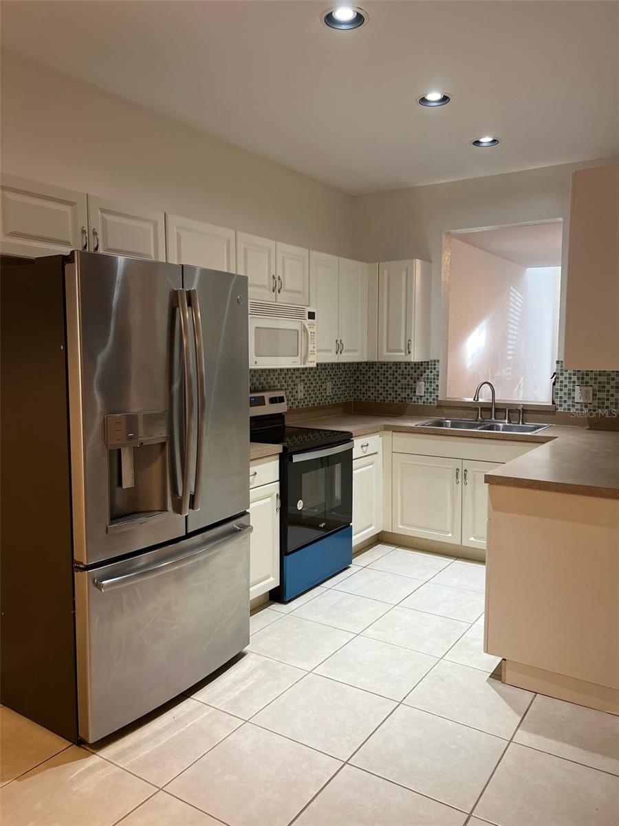 16311 PARKSTONE PALMS CT — photo 10