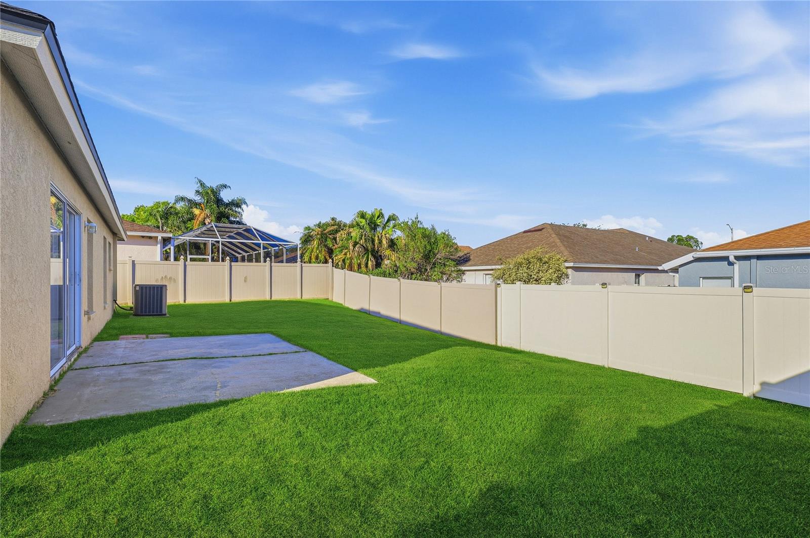 630 TUSCANNY ST — photo 27