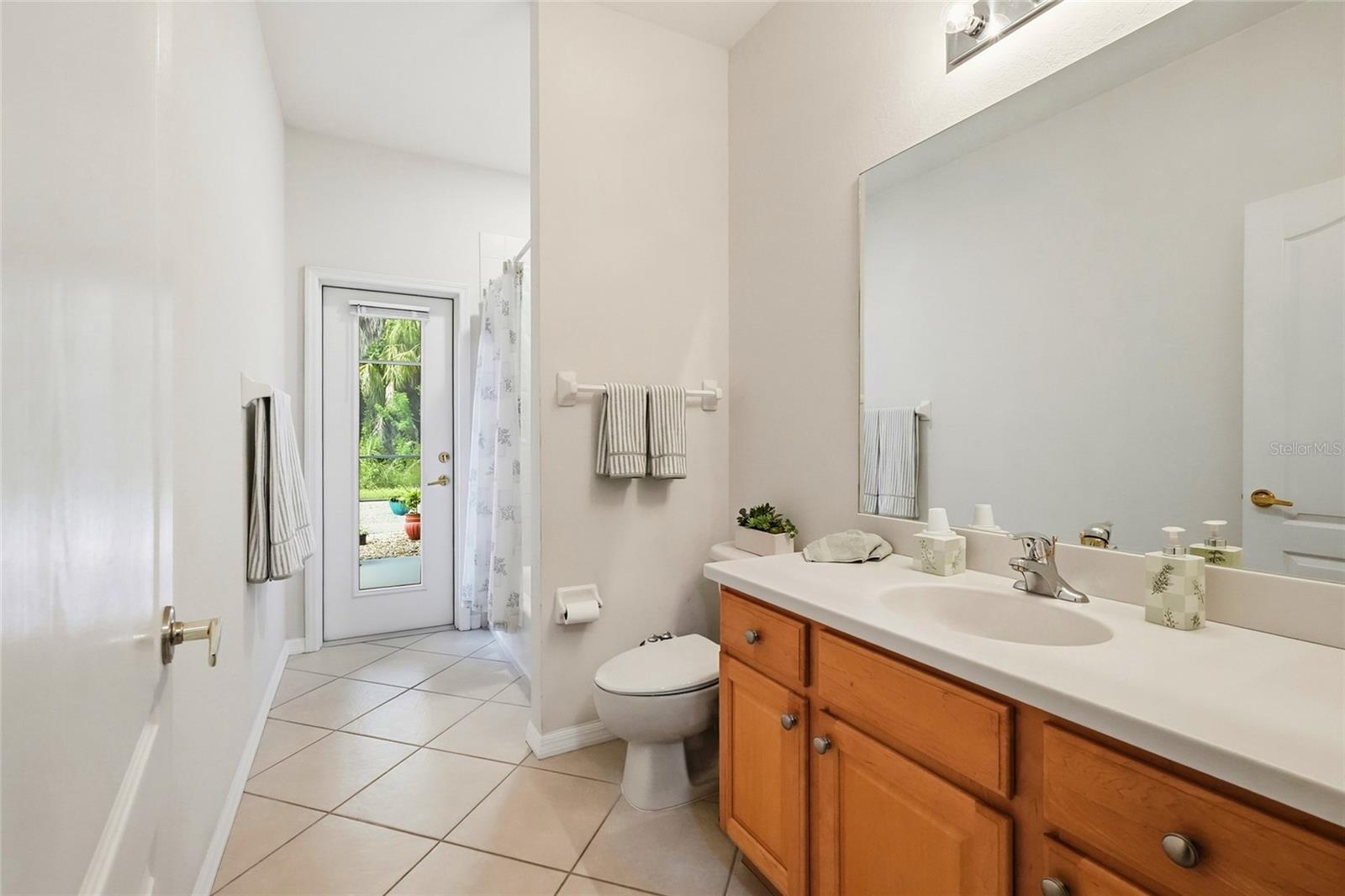 412 GOLDEN HARBOUR TRL — photo 40