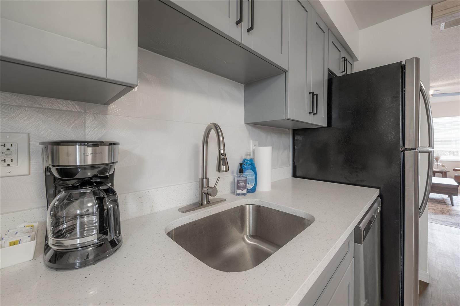 6910 S MACDILL AVE #C — photo 10