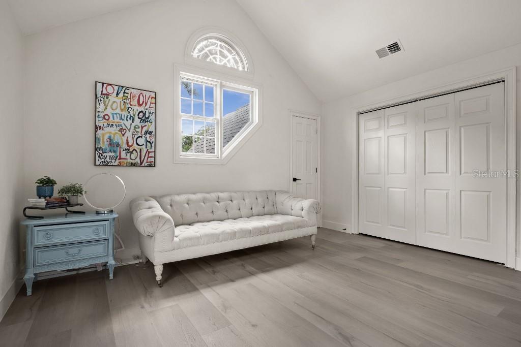 2844 LUCE DR N — photo 27