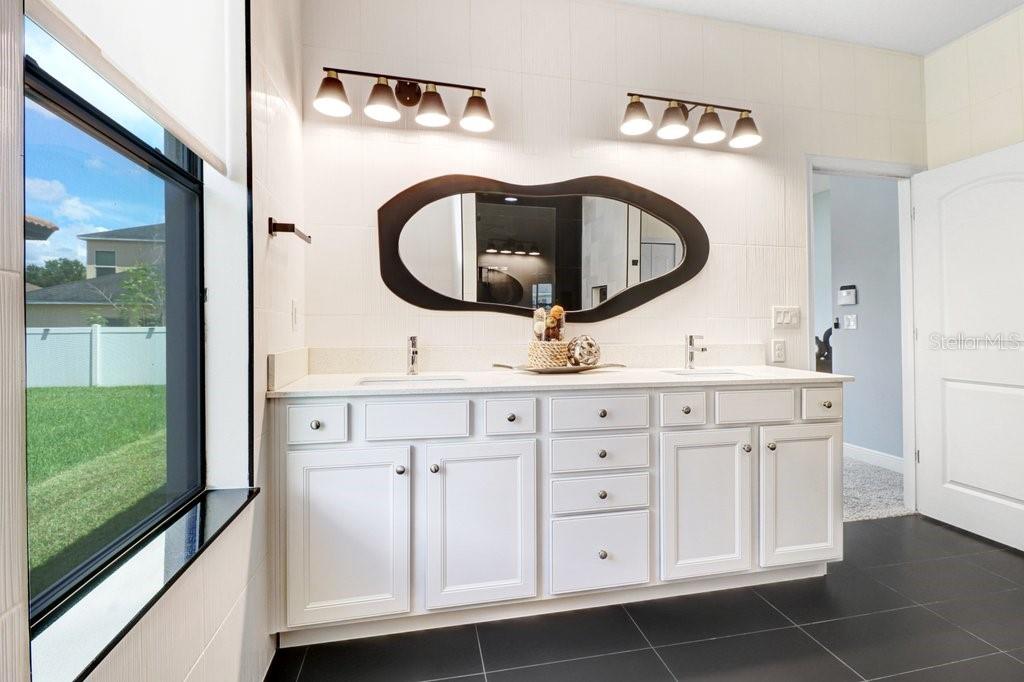 2480 BARTOLO DR — photo 22