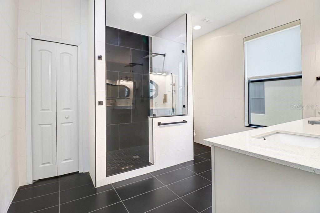 2480 BARTOLO DR — photo 20