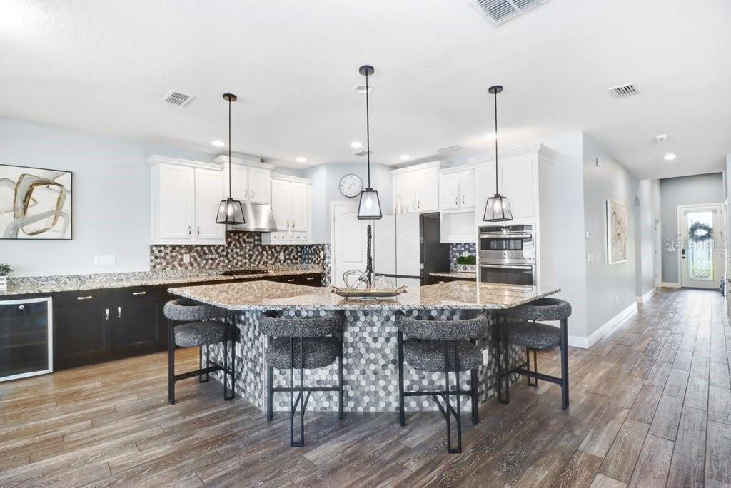 2480 BARTOLO DR — photo 16