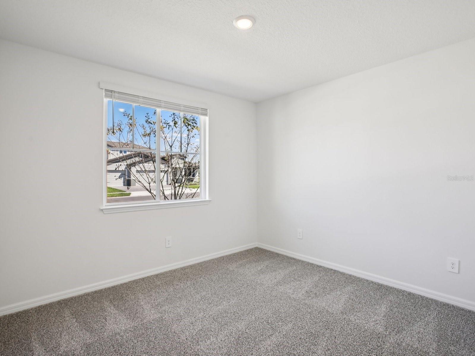 1681 DRAUGHTON DR — photo 12