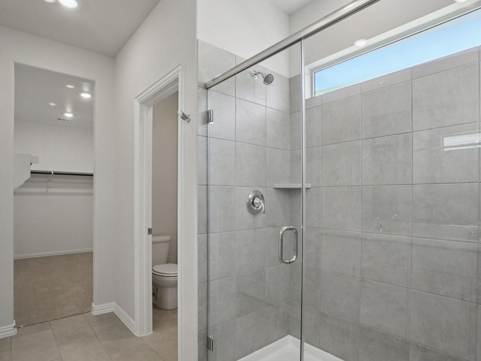 1556 BREKEY WAY — photo 10