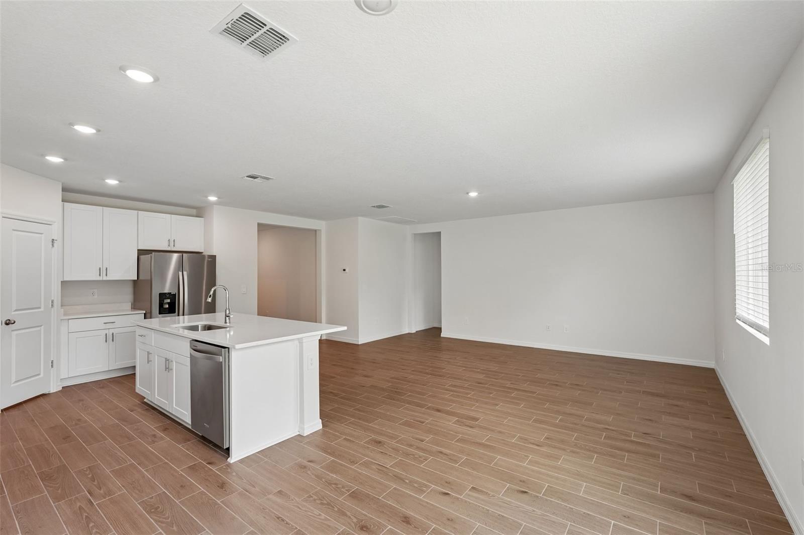 7725 SATTERFIELD TER — photo 13