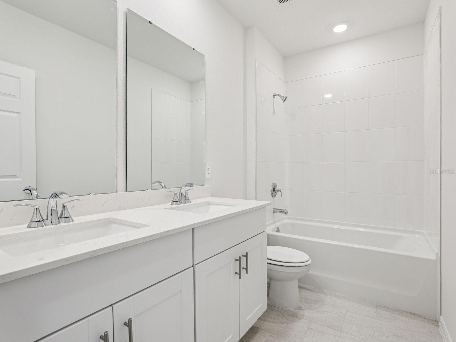 14159 HARVEST PINES LN — photo 9