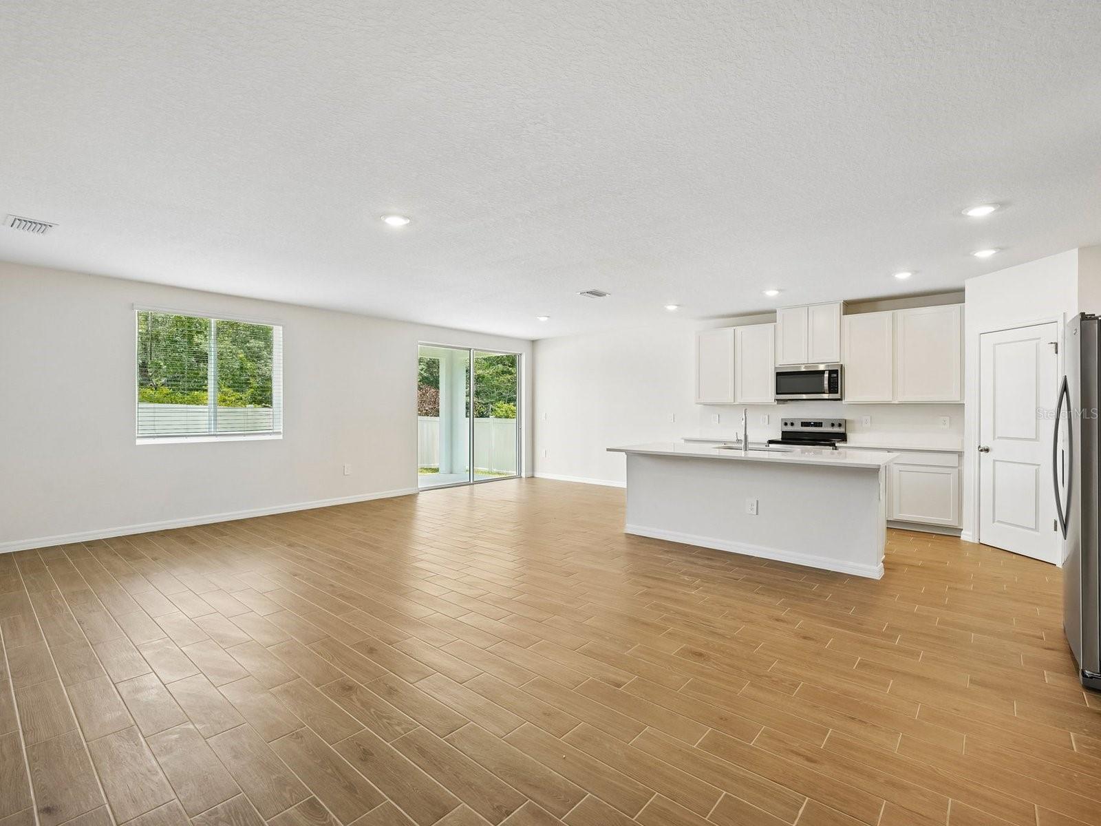14137 HARVEST PINES LN — photo 2