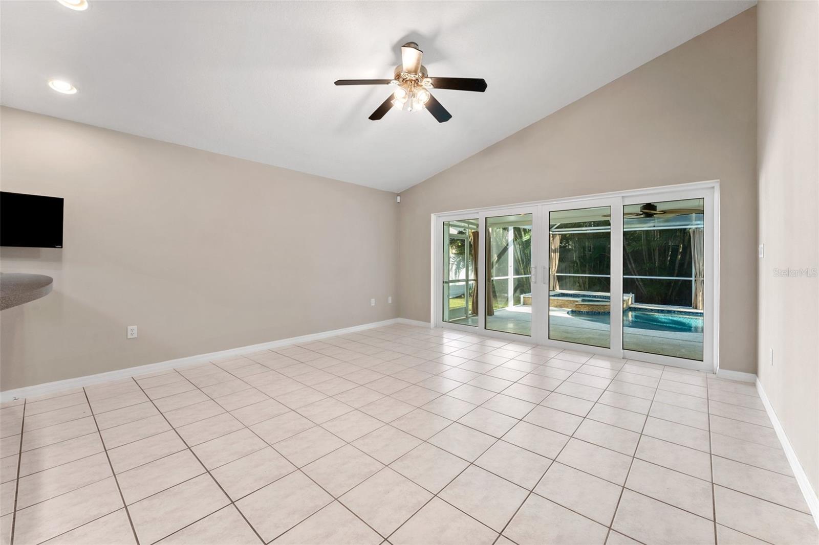 3313 W MARCUM ST — photo 23