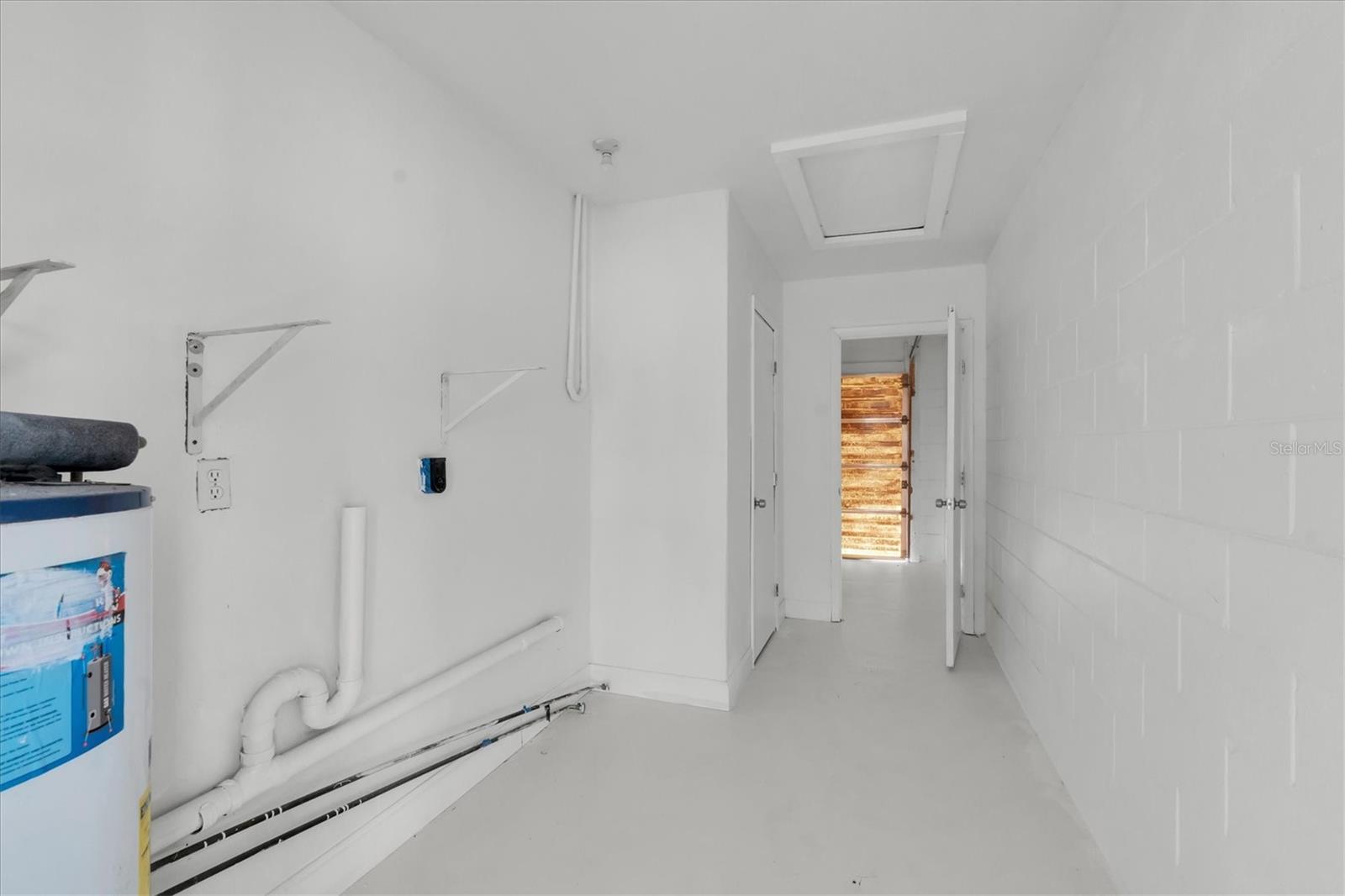 7645 ARLIGHT DR — photo 25
