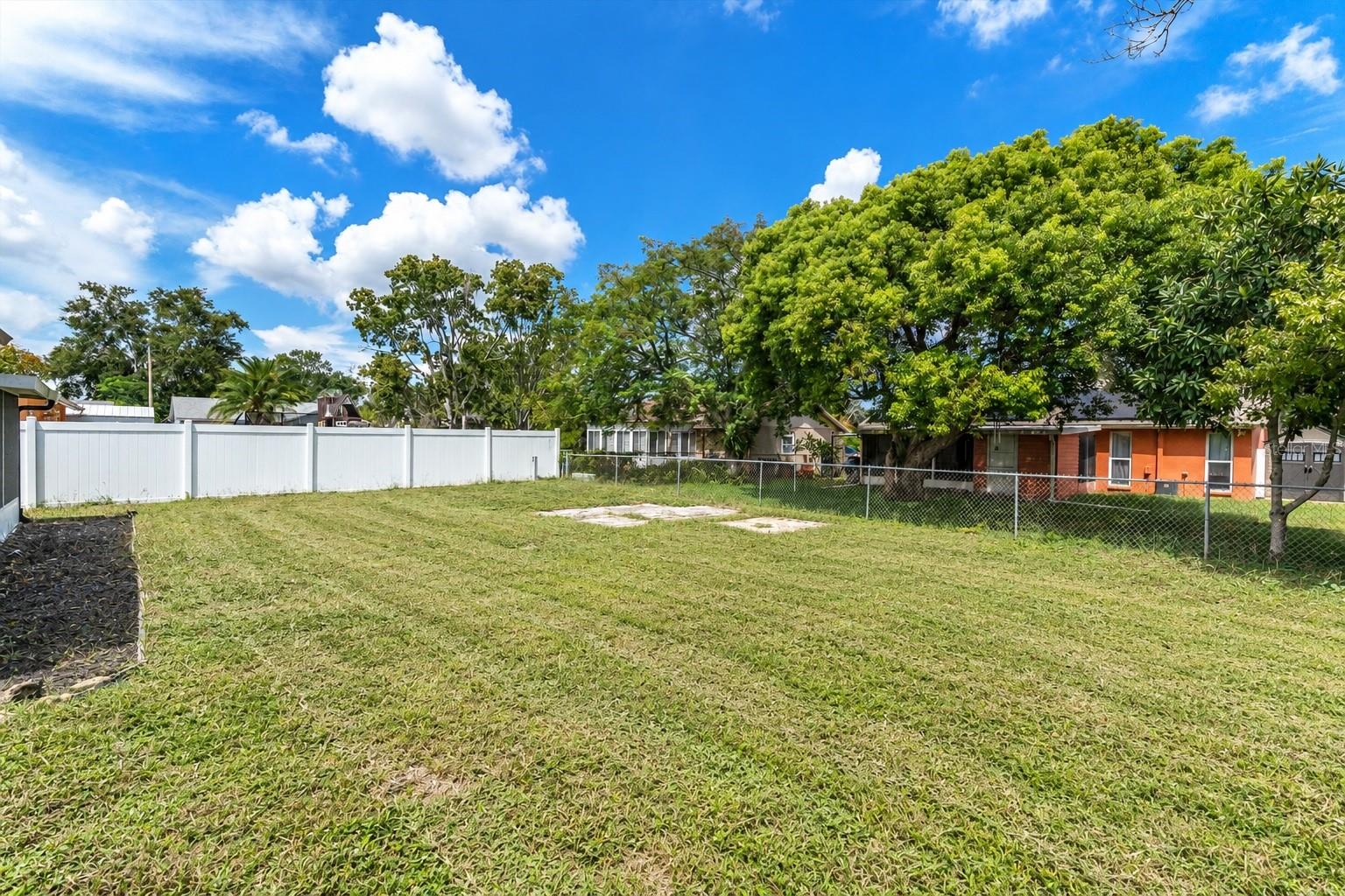 7645 ARLIGHT DR — photo 30