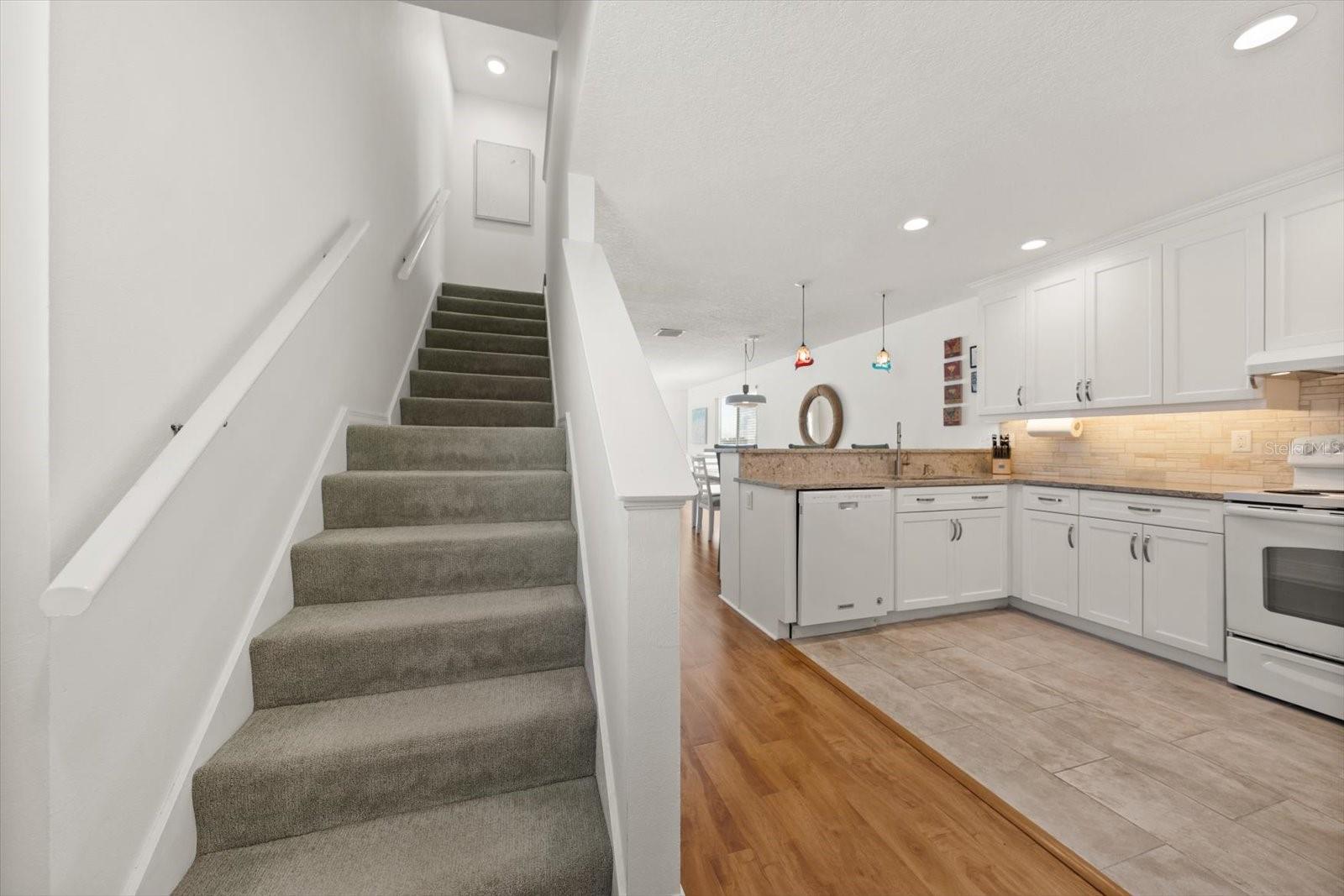 301 ISLAND WAY #E — photo 25