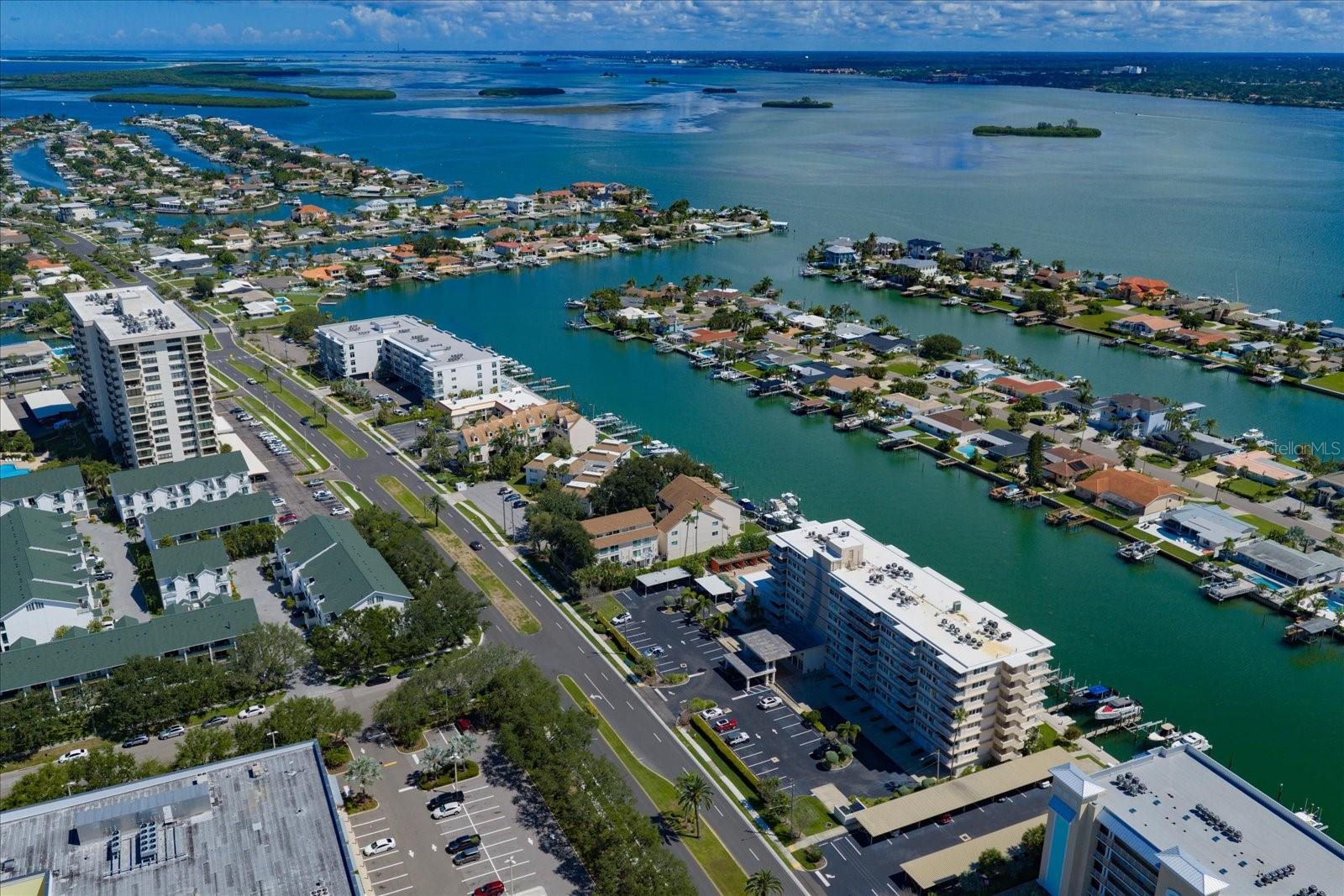 301 ISLAND WAY #E — photo 40