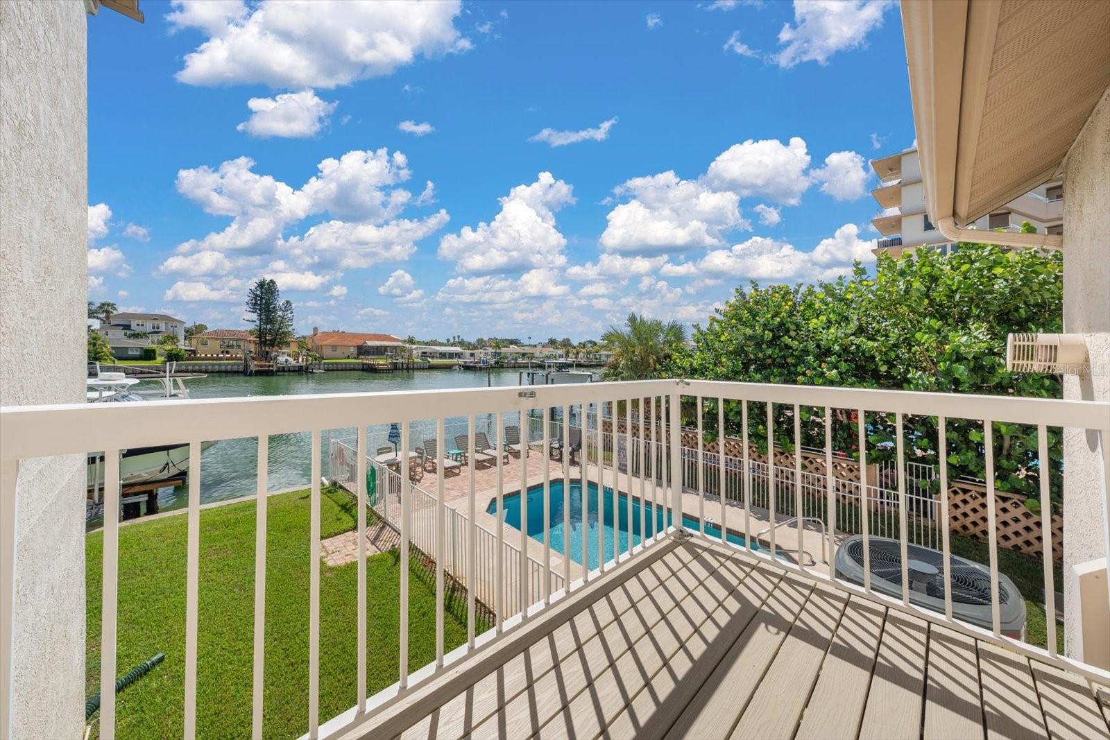 301 ISLAND WAY #E — photo 12