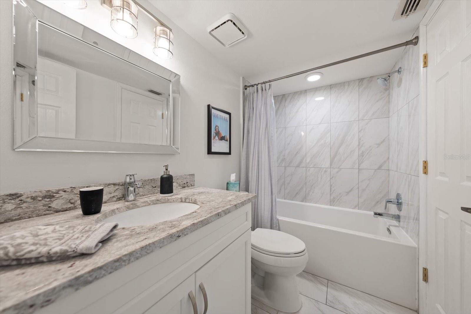 301 ISLAND WAY #E — photo 7