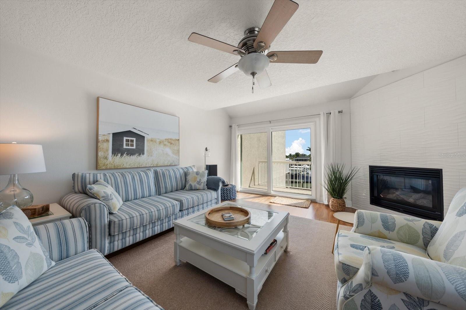 301 ISLAND WAY #E — photo 14