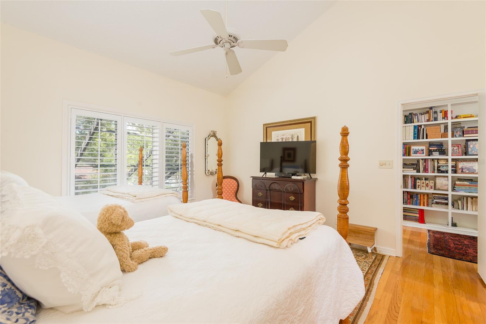 4907 PILGRIMS PATH WAY — photo 24